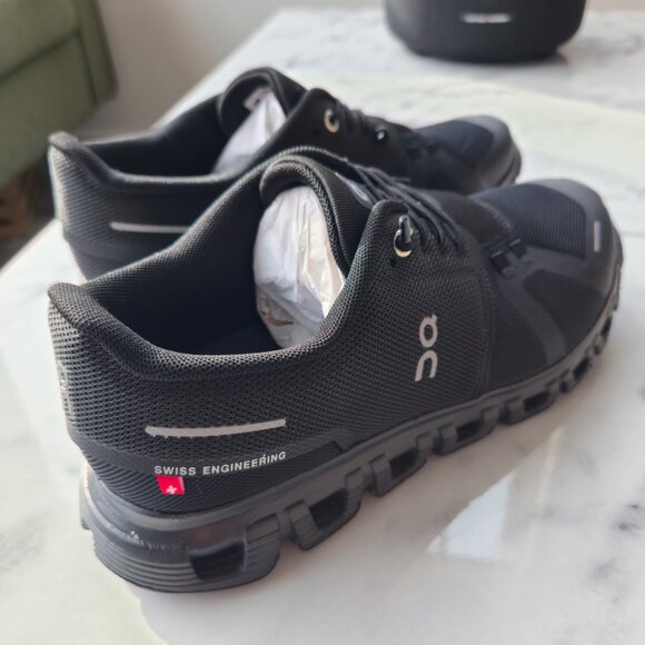 On Cloud 6 Sneakers Black Running Shoes New With Box - Picture 5 of 9